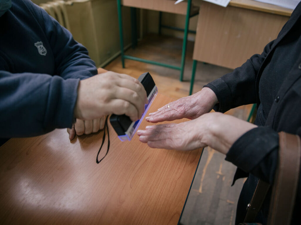 Constitutional referendum unites the opposition