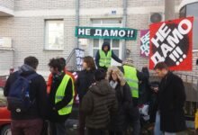 Activists in Serbia prevent three evictions in two cities
