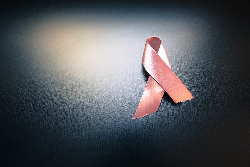 Ružičasta traka simbol Dana borbe protiv raka dojke