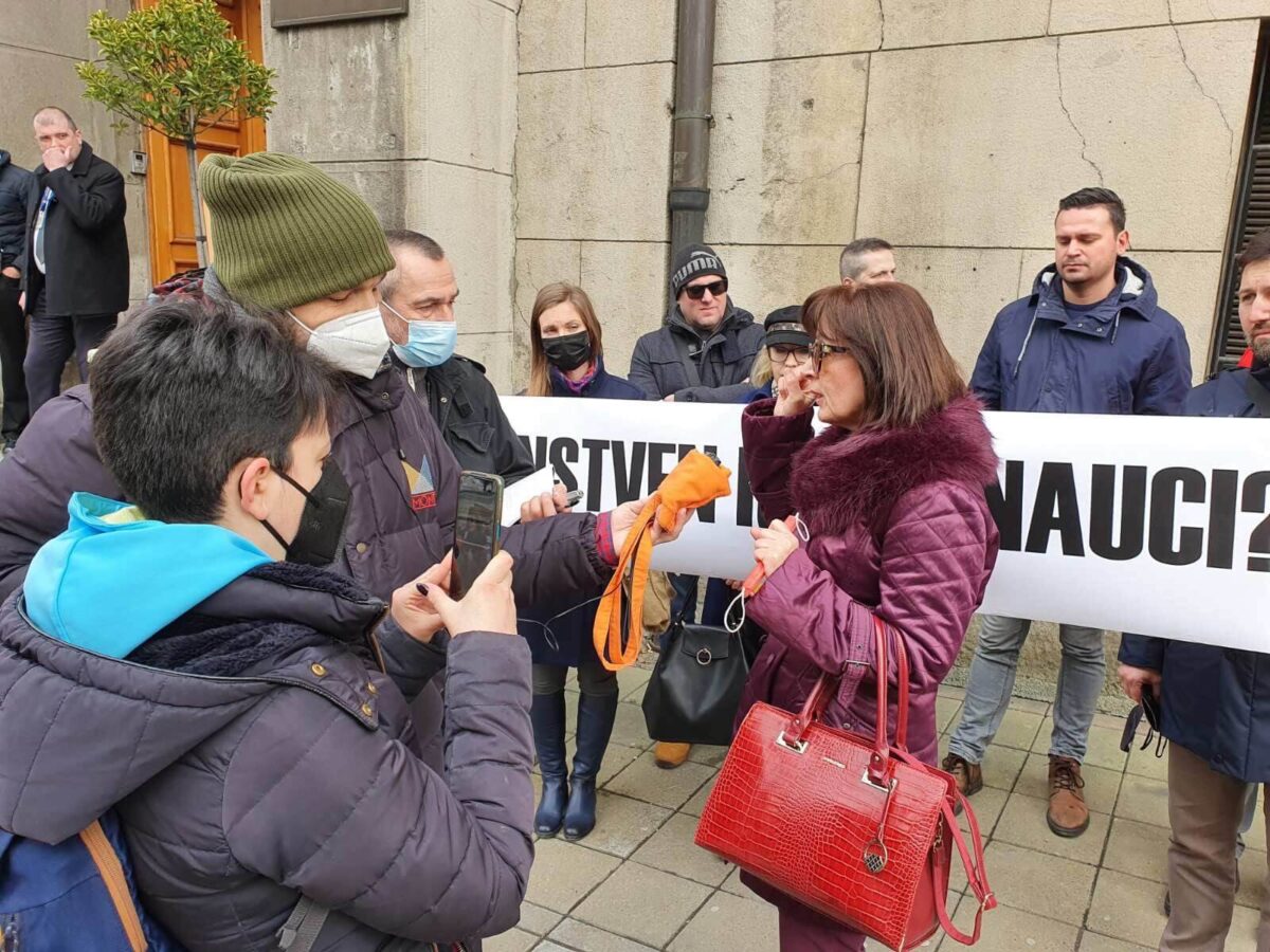 Protest Sindikata nauke ispred Vlade: „Samo solidarnost, to jedino što može da nas spasi“