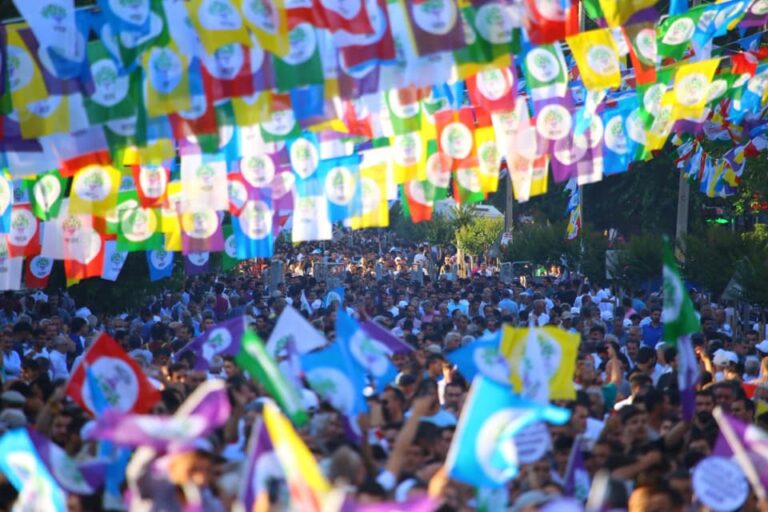 masa na demonstracijama Narodne demokratske partije u Turskoj