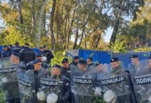 Policajci, „Izdali ste narod!“: na demonstrante u Novom Sadu poslata žandarmerija