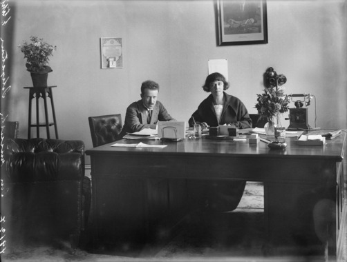 Aleksandra Kolontajn na mestu ambasadorke u Oslu, 1923; foto: 