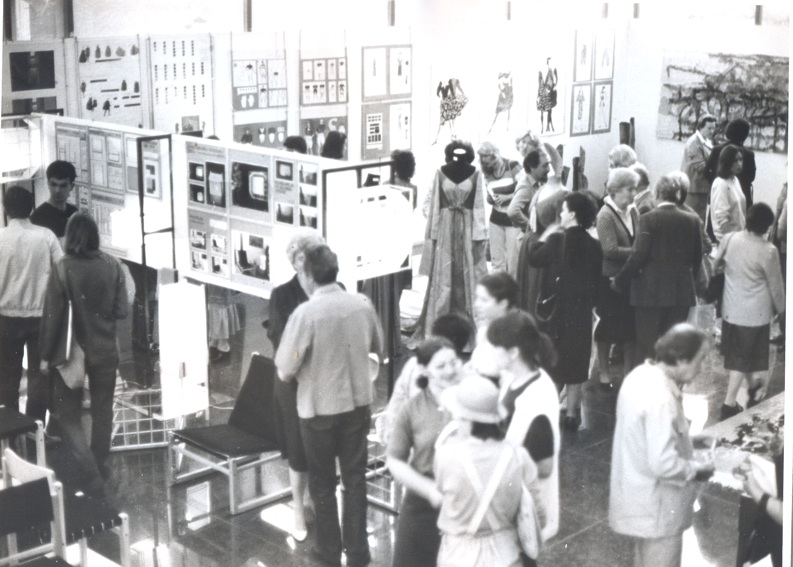 Izložba u DKSG-u osamdesetih godina