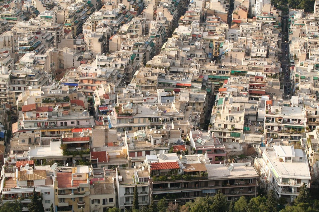 Stambene zgrade u Atini; Foto: Chris Fleming / Flickr