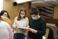 Život mladih u Srbiji za vreme pandemije: ugroženo pravo na rad i pad zarada