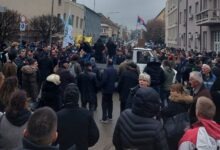 Više stotina ljudi u Loznici na protestu protiv Rio Tinta