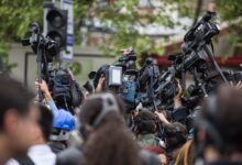 Strateške tužbe protiv novinara i aktivista u porastu – Evropska komisija je predložila mere za sprečavanje SLAPP tužbi