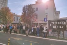 50 upozorenja pred otkaz lekarima u klinici Laza Lazarević, koji nastavljaju borbu štrajkom i protestima