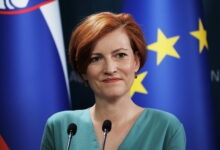 Vlada Slovenije priznala Palestinu kao suverenu državu Vlada Slovenije priznala Palestinu kao suverenu državu