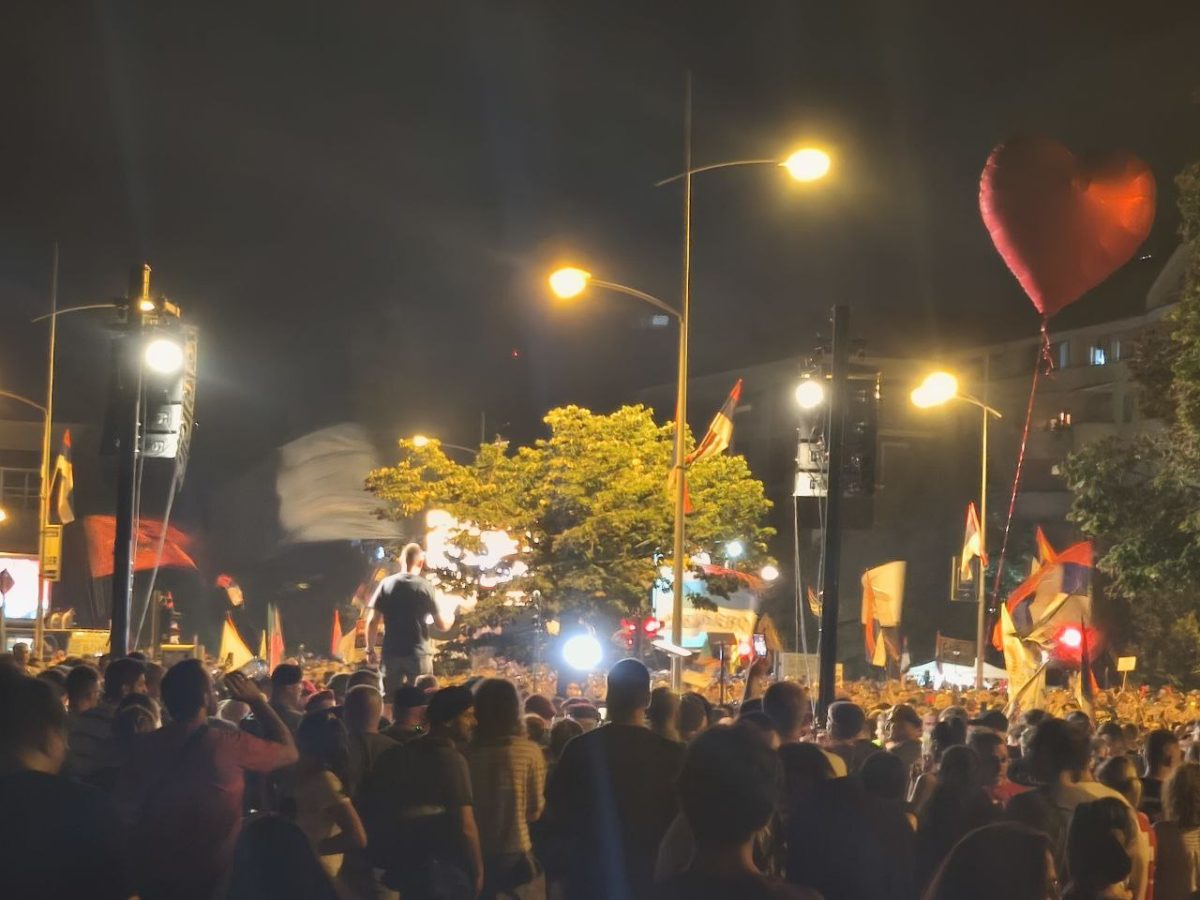 Protest Srbijo da li se čujemo u Novom Sadu