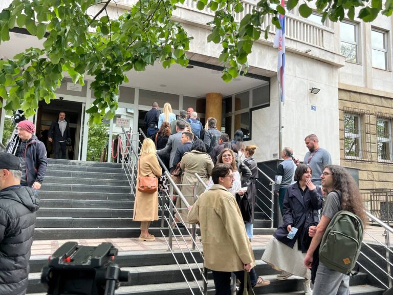 Ispred Specijalnog suda u Beogradu