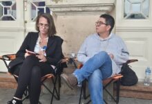 Večeras skup podrške majkama koje drugi dan štrajkuju glađu u Bečeju Bečaj - štrajk glađu