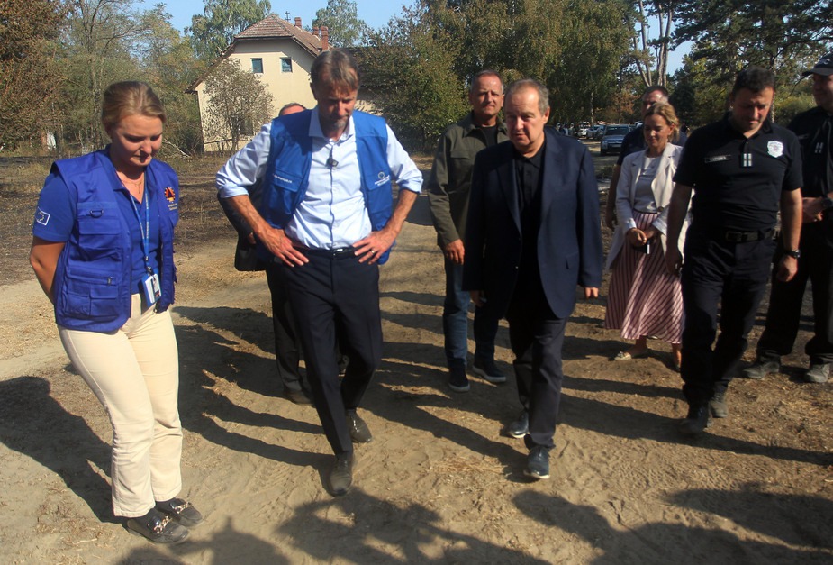 Andreas fon Bekerat i Ivica Dačić