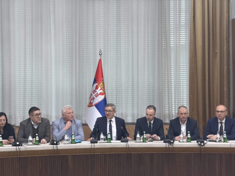 Sastanak ministra poljoprivrede sa proizvođačima