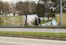 Ograda oko parka Ušće, 19. februar; Foto: Mašina.