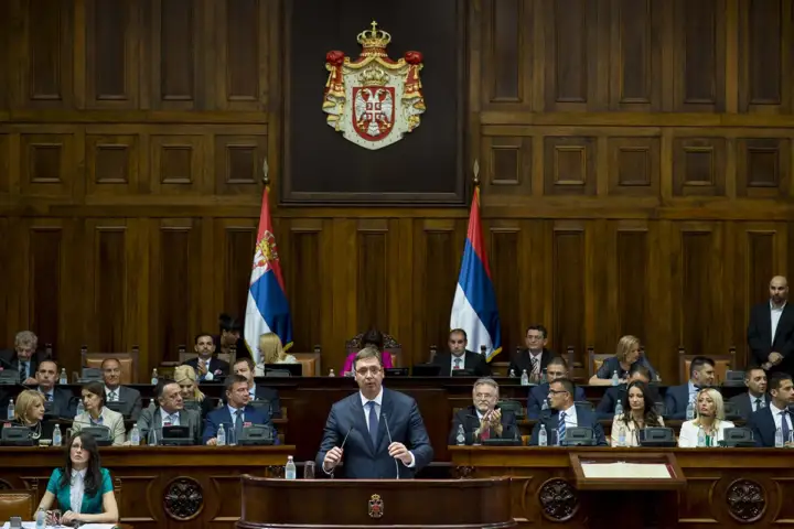 aleksandar vučić u skpštini