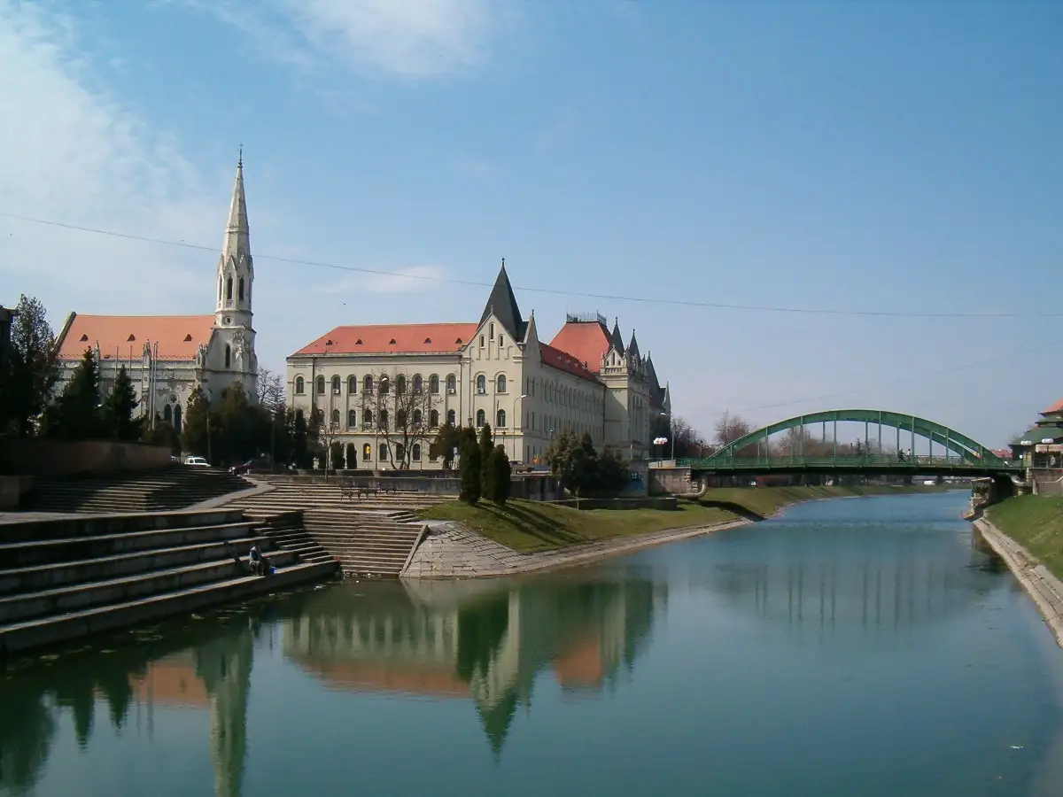 Zrenjanin i Petrovgrad – dve različite politike
