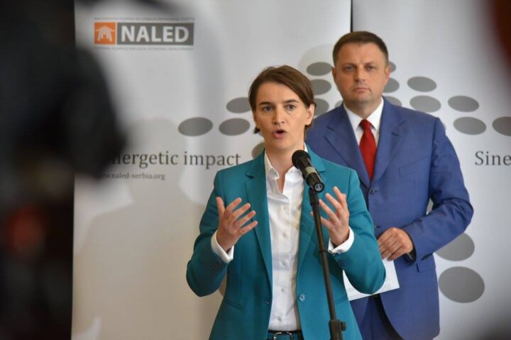 Siva knjiga NALED-ovih predloga za bolji život u Srbiji