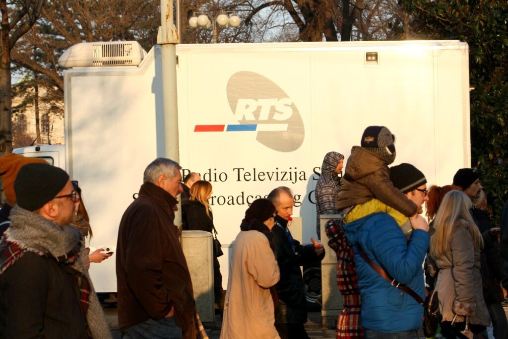 Izveštavanje RTS-a pred izbore: Promocija vlasti