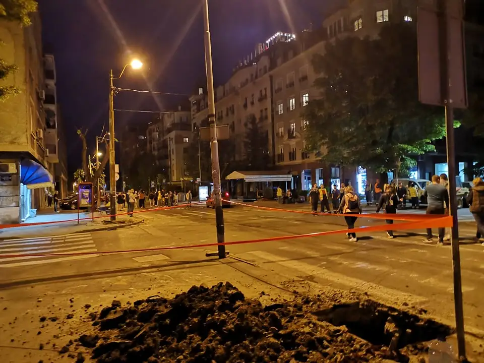 Odbrana komšiluka na Dorćolu tokom policijskog časa