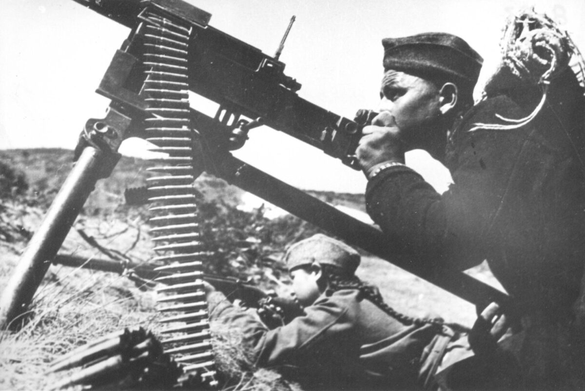 NOB_Iz-borbi-za-oslobođenje-Velesa-novembra-1944.-1200x802.jpg