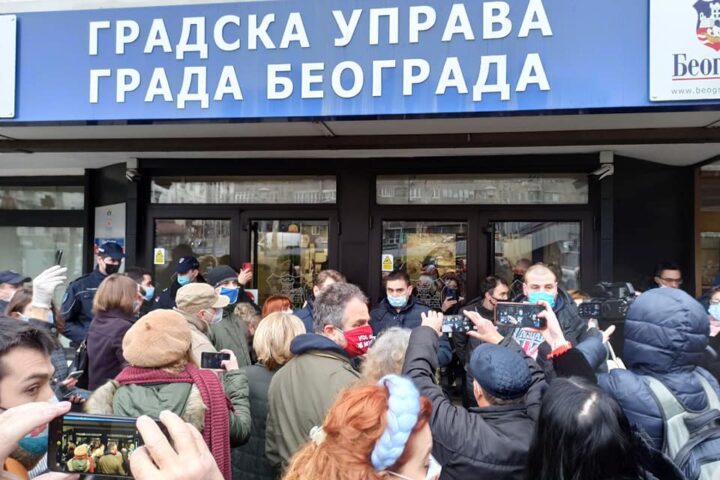 Nadležni sprečili pristup javnoj raspravi o sudbini vodoizvorišta na Makišu, 15 decembar 2020. Foto: Pravo na vodu / Facebook