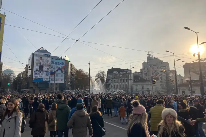 Blokada saobraćajnica u Beogradu, Slavija, 4. Decembar 2021; Foto: Andraš Juhas / Mašina