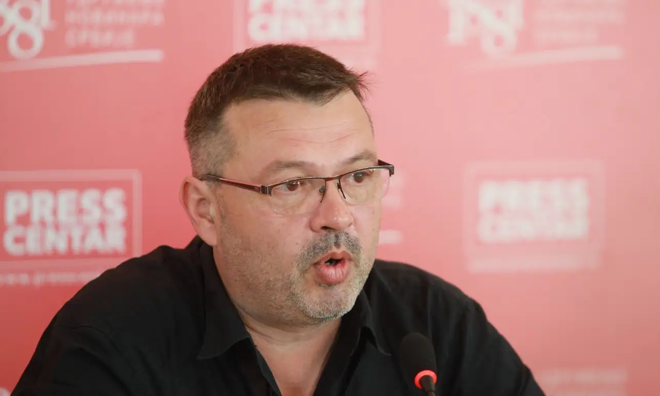 Sud odbio tužbu Dušana Kokota predsednika prosvetnog sindikata protiv Dejana Vuka Stankovića