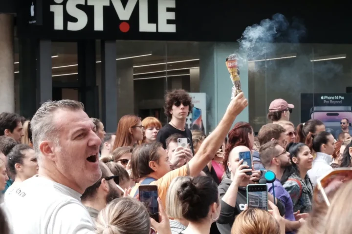 protest protiv informera