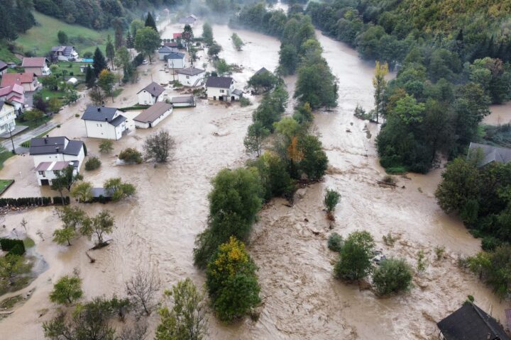 Selo Luke kod Fojnice, BiH; Foto: Robert Oroz