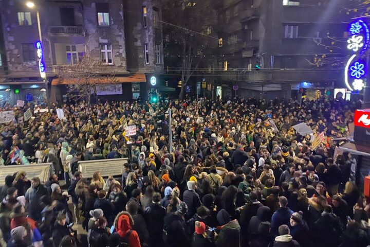 Protest ispred RTS-a