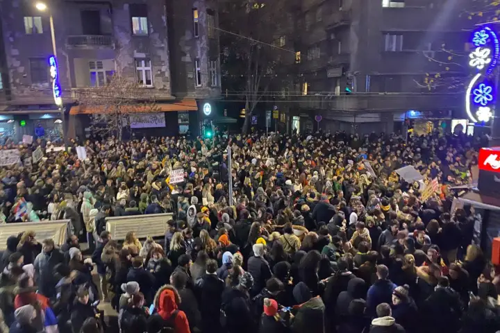 Protest ispred RTS-a