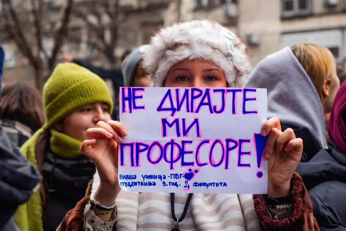 Skup podrške profesorima Pete beogradske gimnazije; Foto: Iva Tanacković