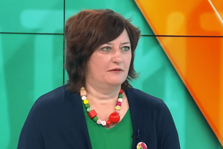Foto: Milica Kralj u krupnom planu na TV gostovanju