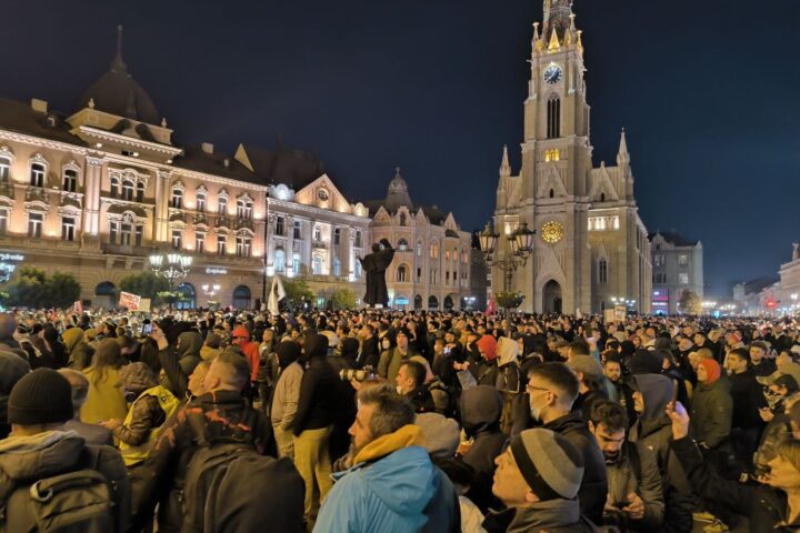 Gradska kuća u Novom Sadu, 5. novembar 2025; Foto: Mašina