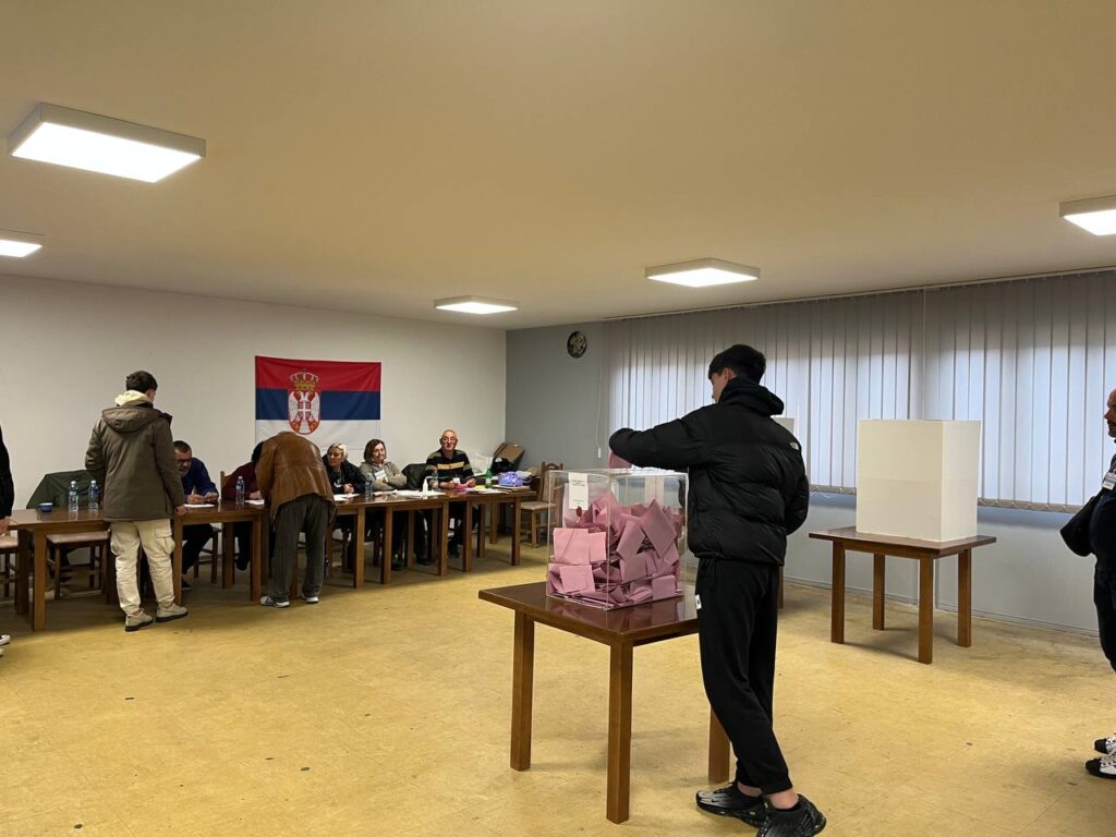 Vučić raspisao izbore, održaće se 25. oktobra