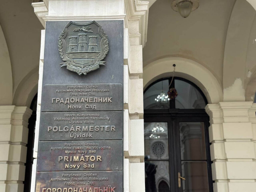 U Novom Sadu ove nedelje – odavanje pošte, pripreme za studentske izbore, suđenje aktivistima, godišnjica policijskog nasilja i – Vučić?