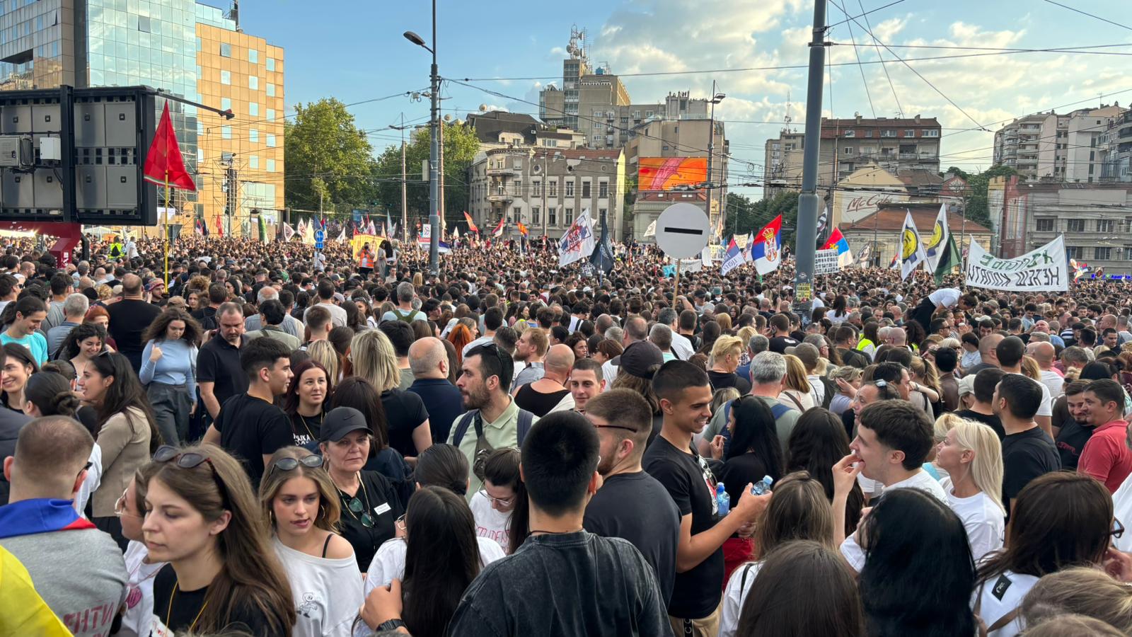 Slavija, 23. maj 2026.