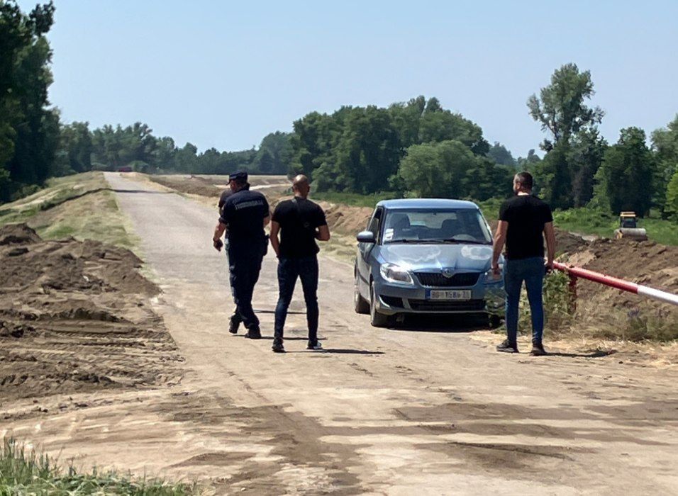 Policija na Savskom nasipu; Foto: Za naš kej.