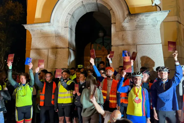 Studentima i građanima predat Studentski edikt u na dočeku u Nišu