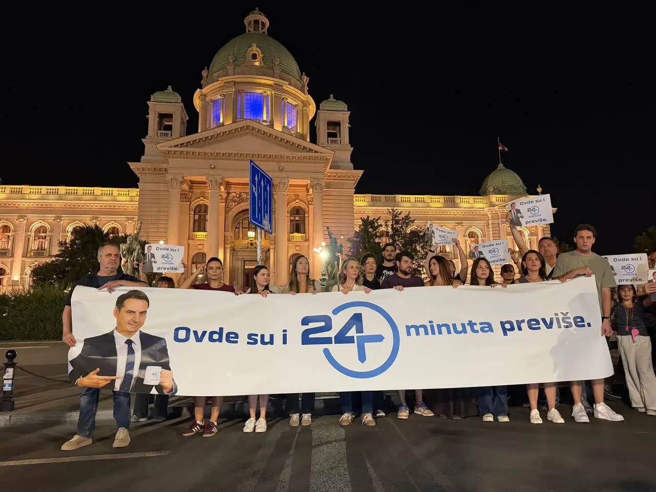 „Ovde su i 24 minuta previše“: Kesić nastavlja sa emisijom na Jutjubu