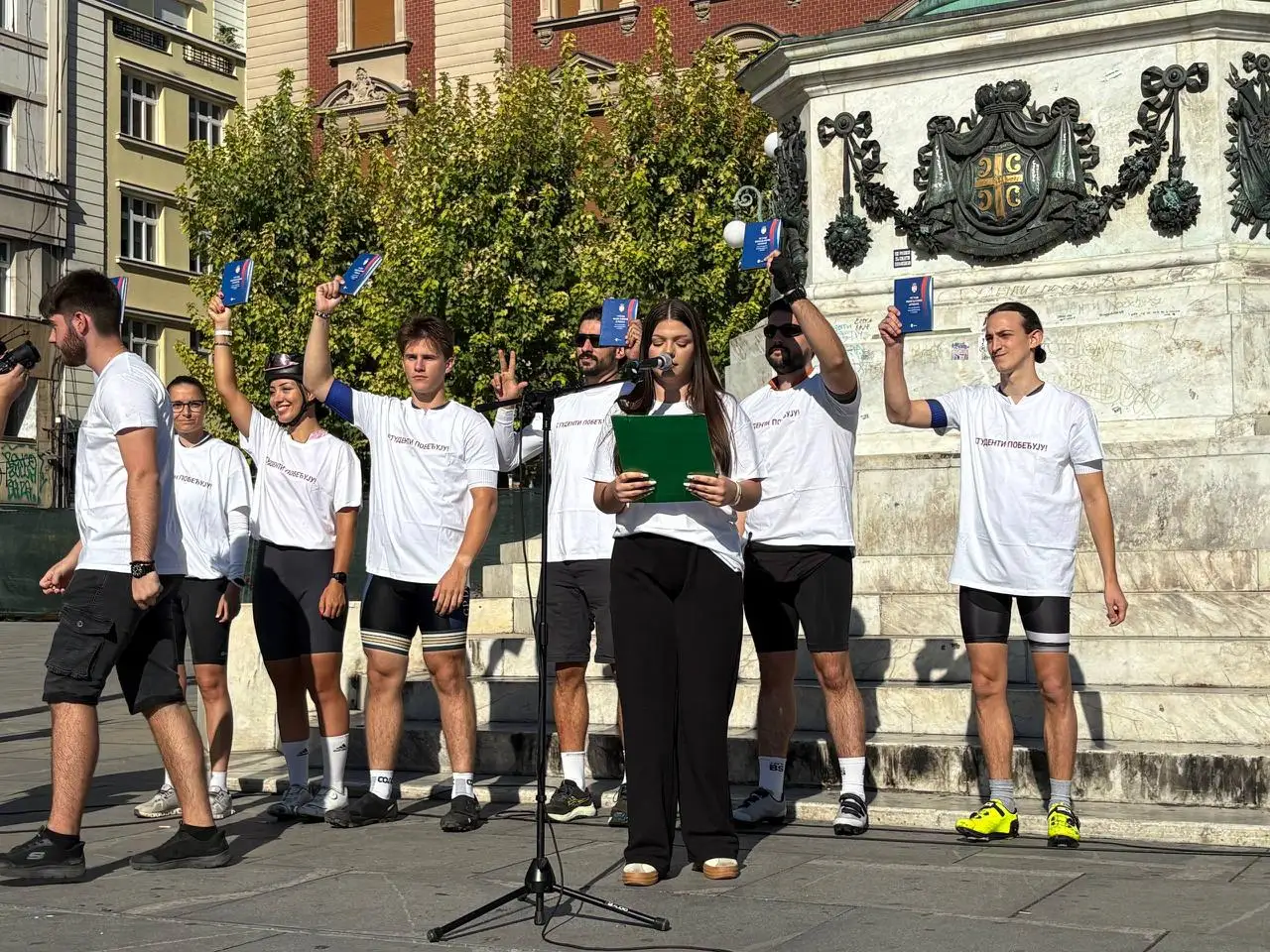 „Ova zemlja su svi oni koji će vas čekati kraj puta“: Studenti krenuli u biciklističke ture kroz Srbiju