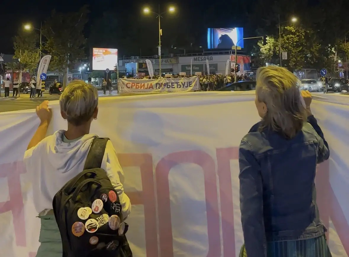 SNS sukobima na ulici pokušava da smanji izlaznost na izborima
